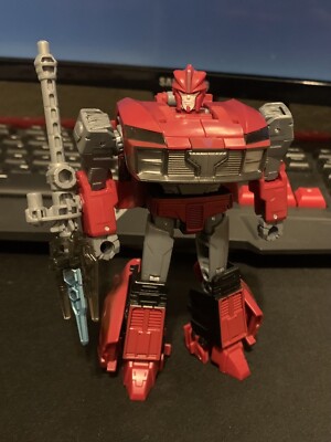 Transformers Legacy Deluxe Prime Universe Knockout, Slightly Used COMPLETE