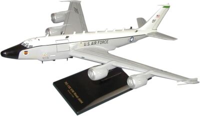 USAF Boeing RC-135 Rivet Joint CFM TF33 Offutt AFB Desk Model 1/100 SC Airplane