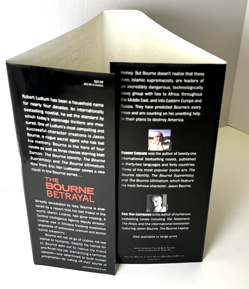 Robert Ludlum's Bourne Betrayal, Eric Van Lustbader HCDJ 1st print LIKE NEW - Image 4 of 4