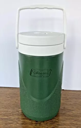 Coleman 1/2 Gallon Plastic Green Water Jug Cooler Model #6009 EUC / MINT