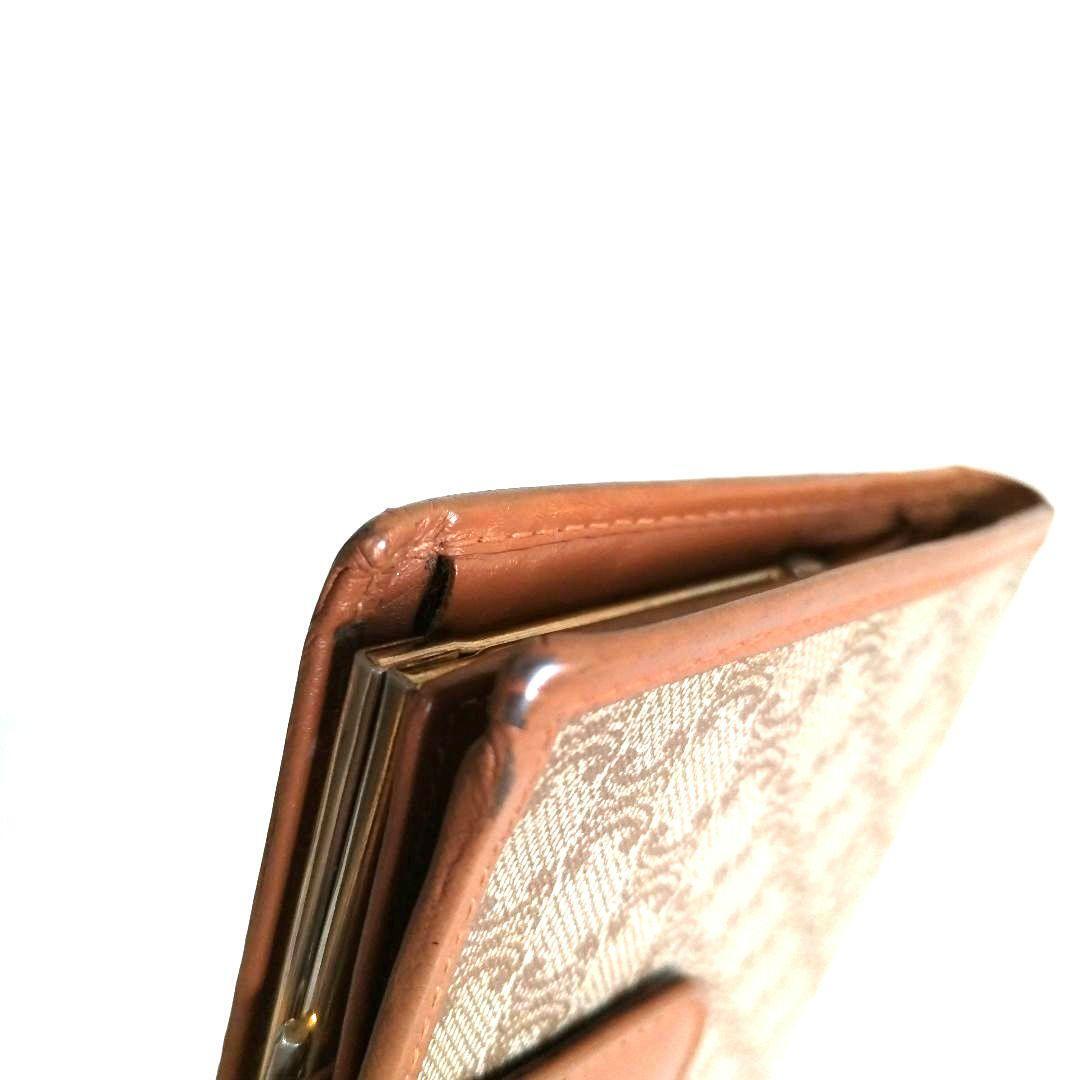 CELINE Triomphe All-over Pattern Gold Clasp Bi-fold Wallet CELINE Triomphe All-over Pattern Gold Clasp Bi-fold Wallet