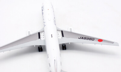 JC Wings 1:200 Japan Airlines FOR BOEING B767-300 JA8980 member of
