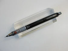 Uni Kuru Toga 0.5mm Black Mechanical Pencil