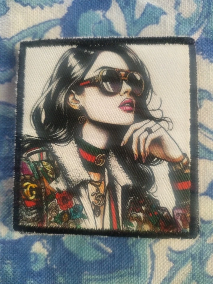 Gucci Stemma.misura 6×6cm  - Immagine 4 di 4