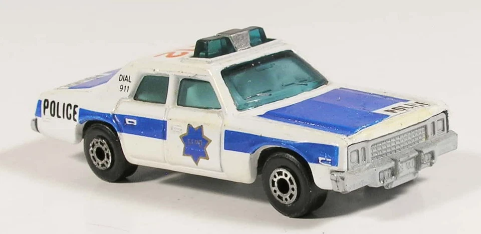 MATCHBOX 10 PLYMOUTH GRAN FURY POLICE CAR MED BLUE TAMPO DEEP DOOR SHUTS BZT - Image 4 of 4