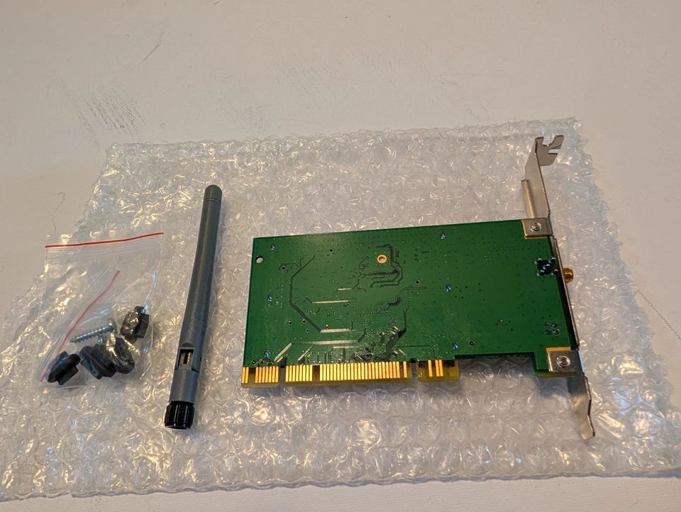 D-Link DWL-G520 108MBPS 802.11G PCI Wireless Network Adapter without Antenna - Image 2 of 2