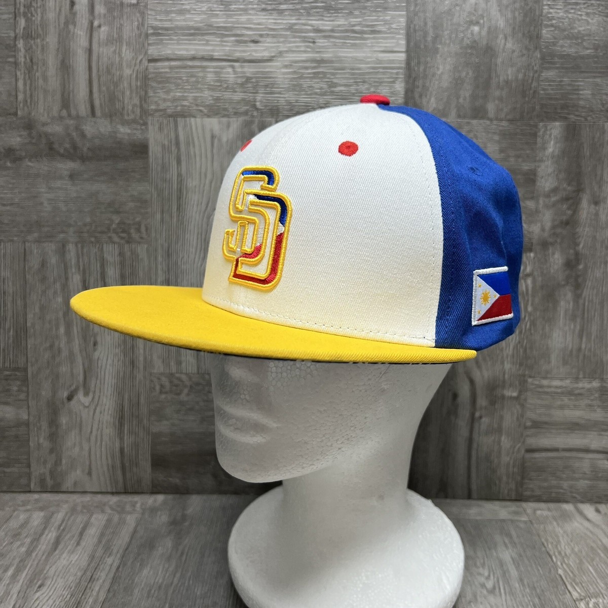San Diego Padres Filipino heritage White Bucket Hat with Yellow & Blue Selling Filipino Hertiage Hat 50 or best offer Only Two left  main image 2