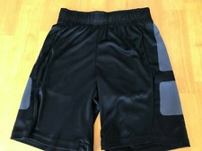 New Boy's Tek Gear Black with Gray Side Trim Drawstring Short Size Small 8