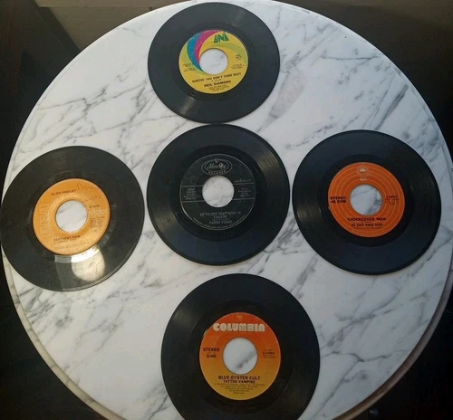 Lot Of 5 Records 45 RPM Elvis Presley, Faron Young, Neil Diamond Etc. €