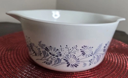 VINTAGE PYREX COLONIAL MIST ROUND 1.5 L CASSEROLE DISH 474-B NO LID