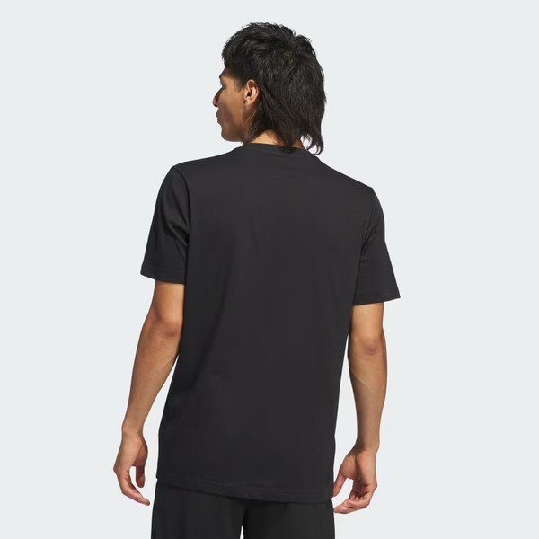 adidas Camiseta Gráfica de Rendimiento Worldwide Hoops Logo para Hombre 2