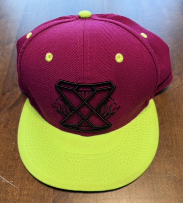 Nike True-Lebron James X King Lion Logo-Green/Burgandy Snapback Hat/Cap
