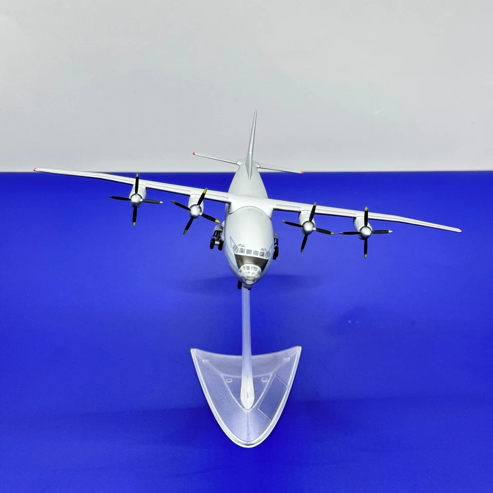 Antonov An-10 Prototype 1 “Ukraina” | Test Flight ADB Antonov 1957 | 1:200 Scale - Image 4 of 4