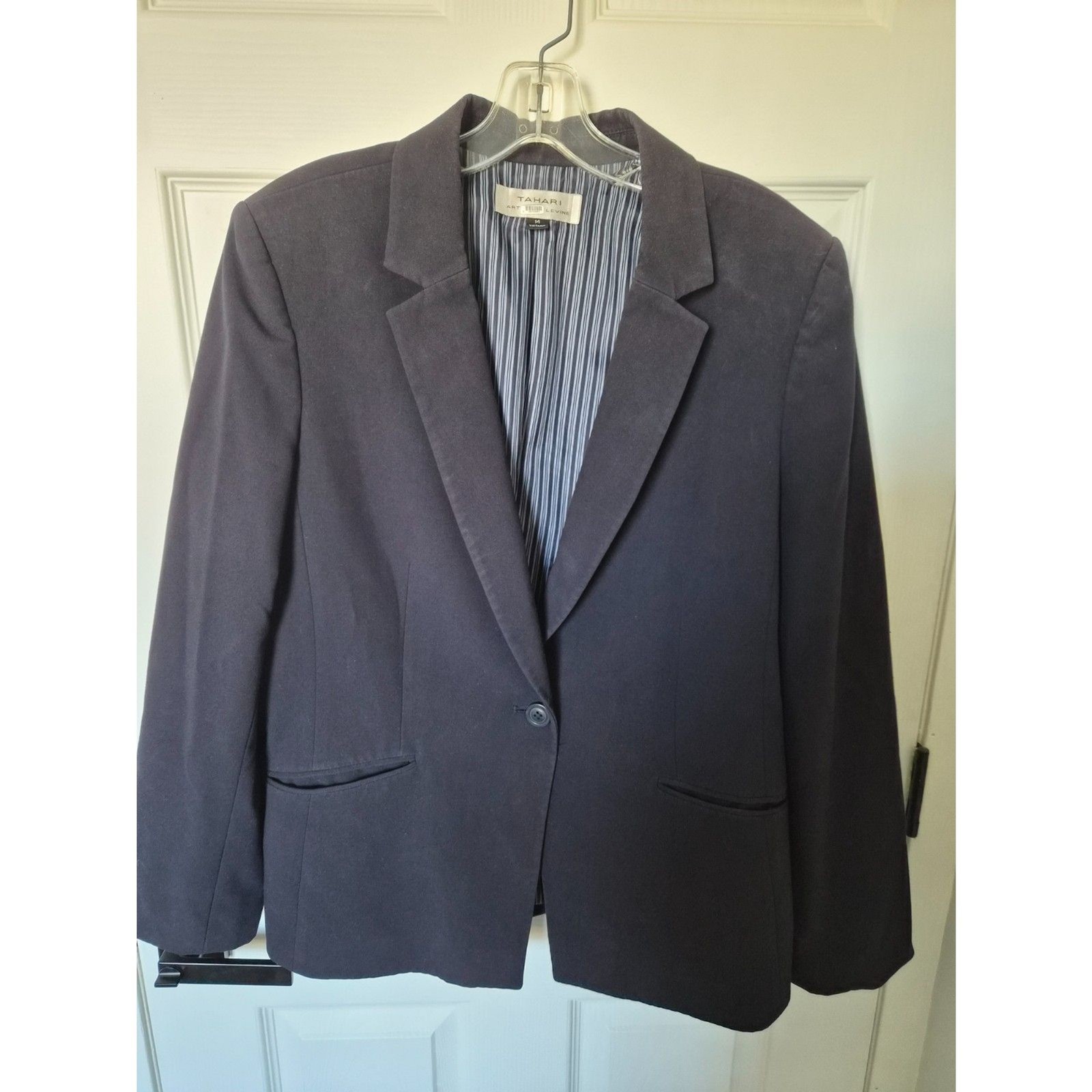 Tahari women's suit blazer Navy size 14