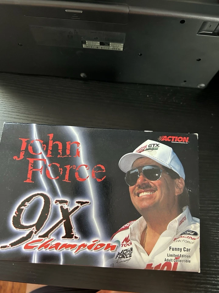 John Force Castrol GTX 9X Champion 2000 PEDAL Funny Car NHRA DieCast Action  NIB - Image 2 of 4