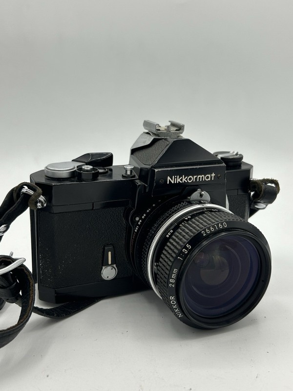 NIKON NIKKORMAT FT W/NIKON NIKKOR 28mm F/3.5