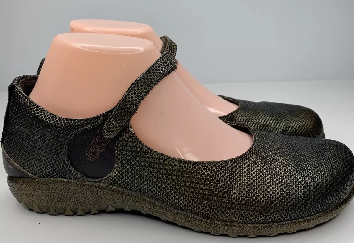 Naot women's loafers shop