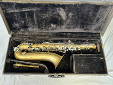 VINTAGE BUESCHER ARISTOCRAT TENOR SAXOPHONE CASE