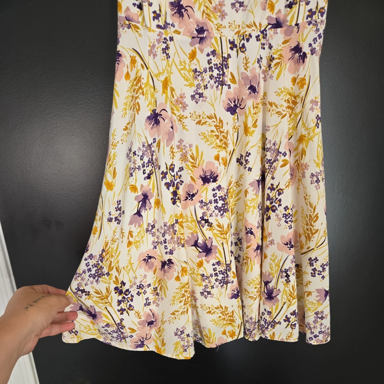 OFF WHITE Vecchioole prendiso flor navya donnaa tagli mediao bianco sporcohio ginocc estivoia