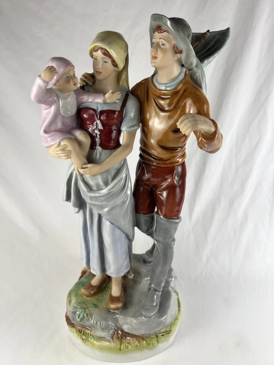 Royal Dux Figurine In Bohemian & Czech Art Pottery for sale | eBay