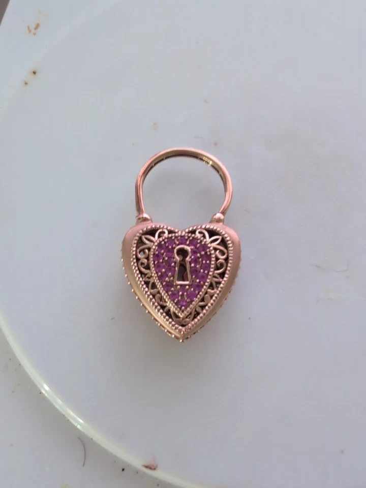 Colgante/dije coleccionable Dallas Prince 14kt Foto 2 de 4