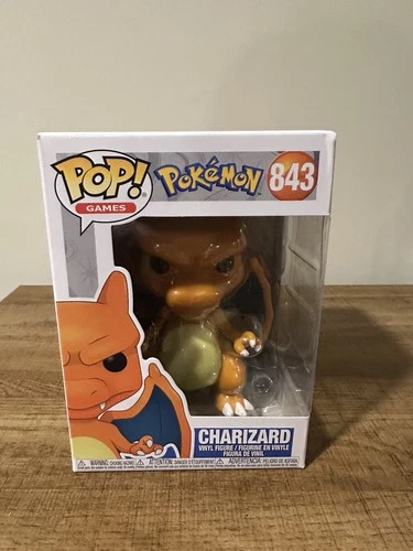 Funko Pop! Games: Pokemon - Charizard Funko Pop 843 (Damaged)