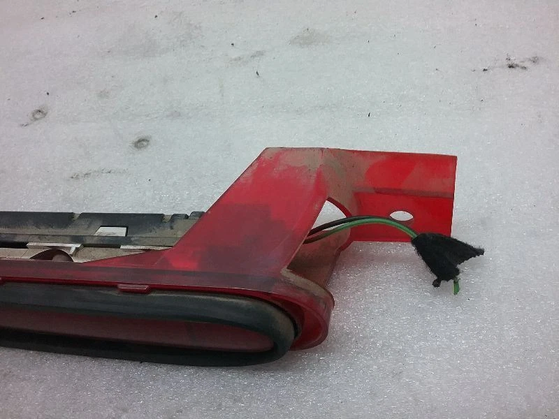 1413AC9531 TERCERA LUZ DE FRENO 2004 FORD FOCUS US-101M Foto 3 de 4