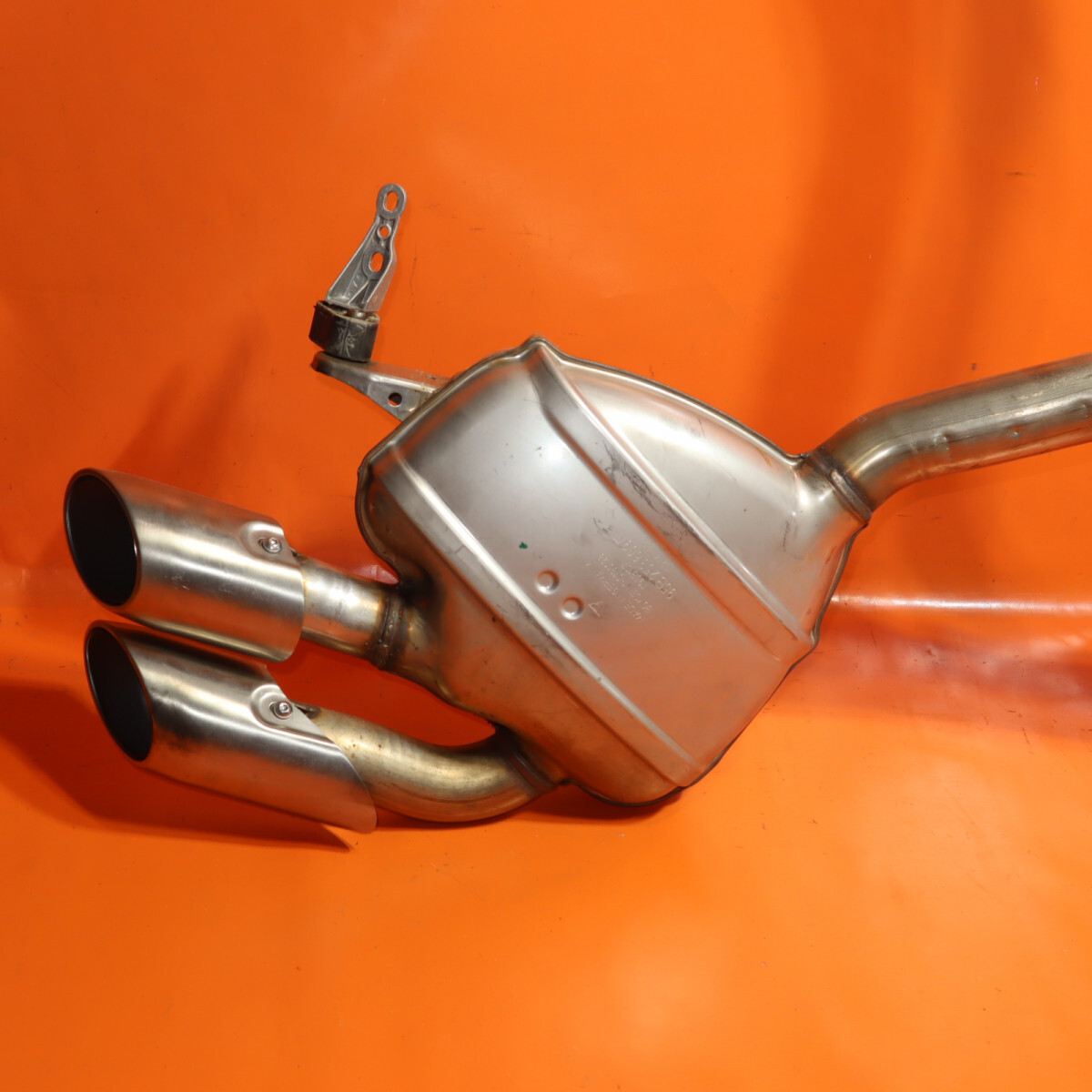 PORSCHE MACAN MUFFLER 2019 2020 2021 2022 2023 95B253610F OEM | eBay