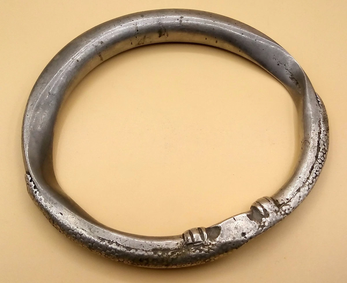 Old fashioned store ankle bracelets