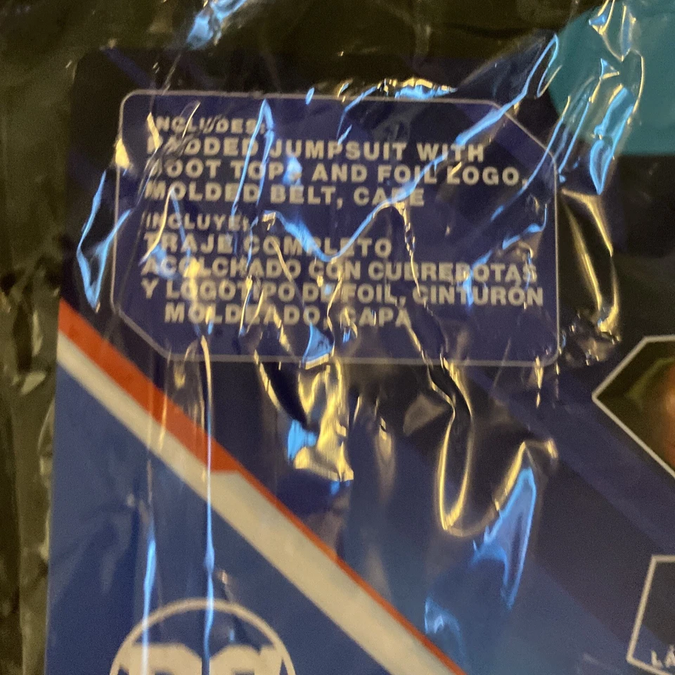 Superman Muscle Jumpsuit & Cape DC Halloween Costume Small (4-6) Foil Logo - Image 3 of 4