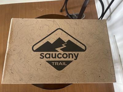 New In Box Men's Saucony Endorphin Edge Prospect Quartz Rose Quartz Shoe (11)