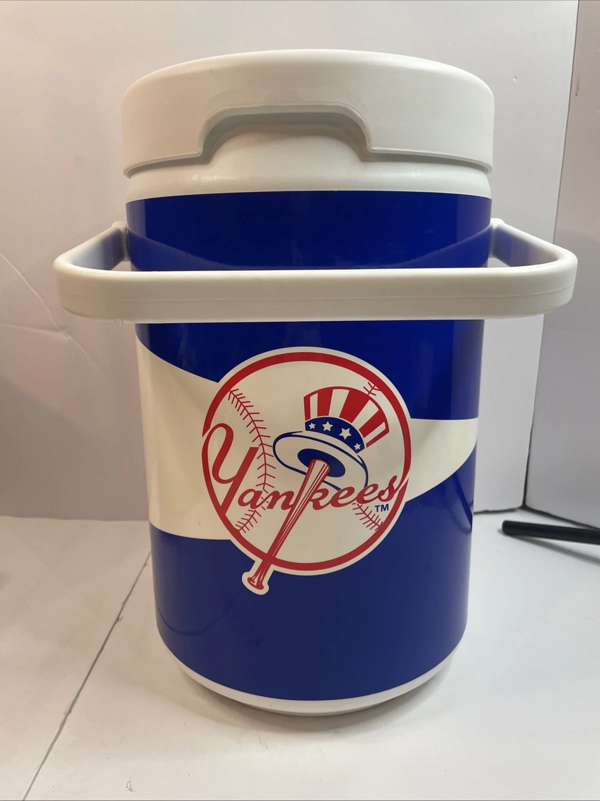 Vtg 1999 Kooler Kraft MLB NY Yankees Can Cooler Beverage Beer Holder Tailgate