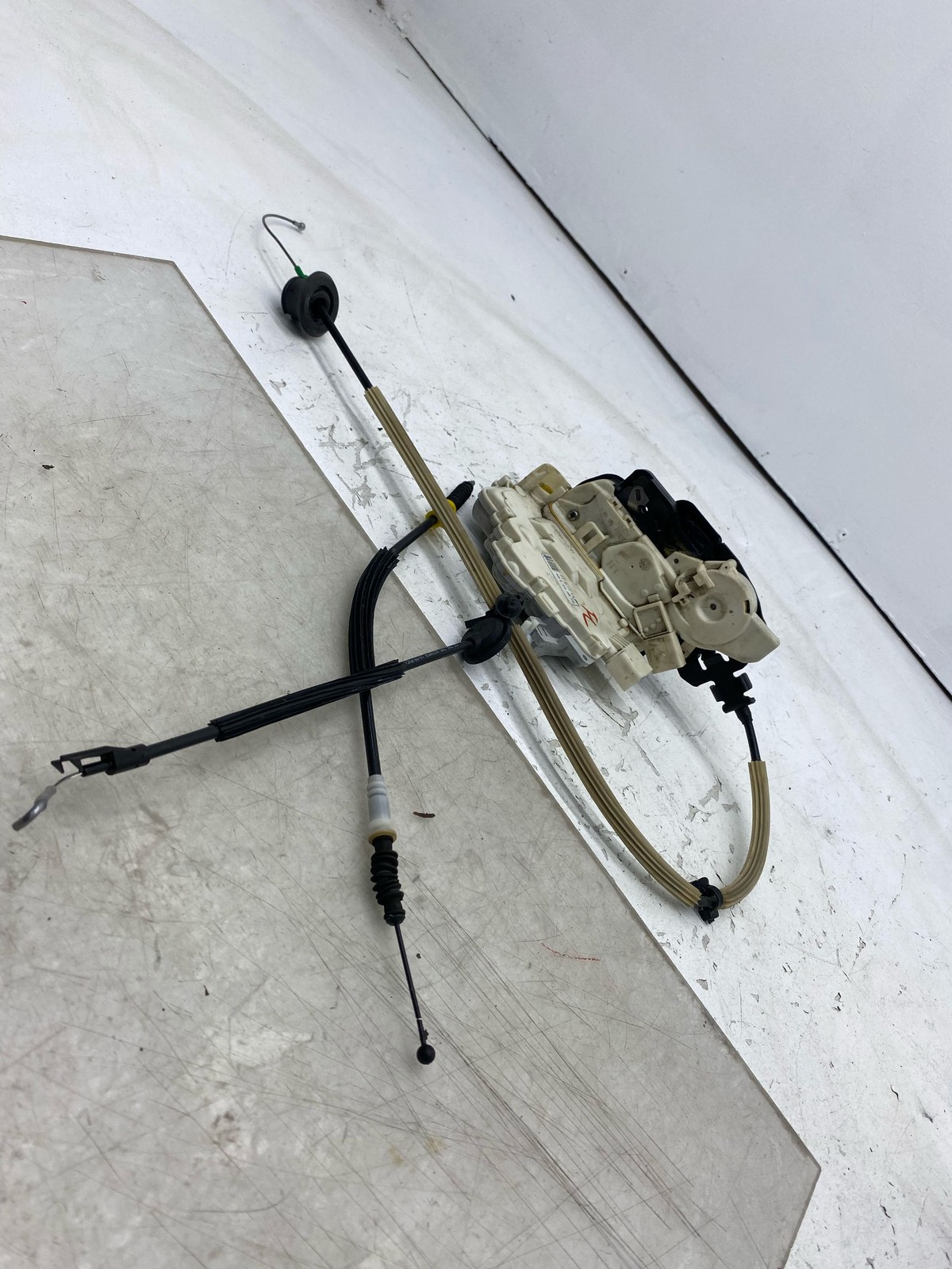 2010-2020 BENTLEY MULSANNE OEM FRONT LEFT DRIVER SIDE DOOR LATCH LOCK 3Y1837013