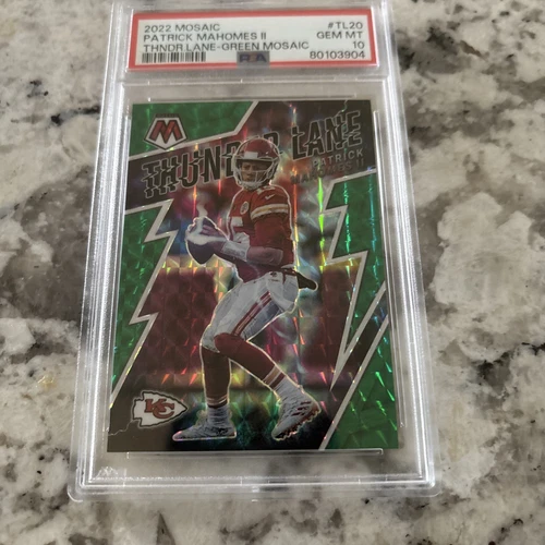 PATRICK MAHOMES II 2022 Panini Mosaic Thunder Lane - GREEN PRIZM #TL20 PSA 10