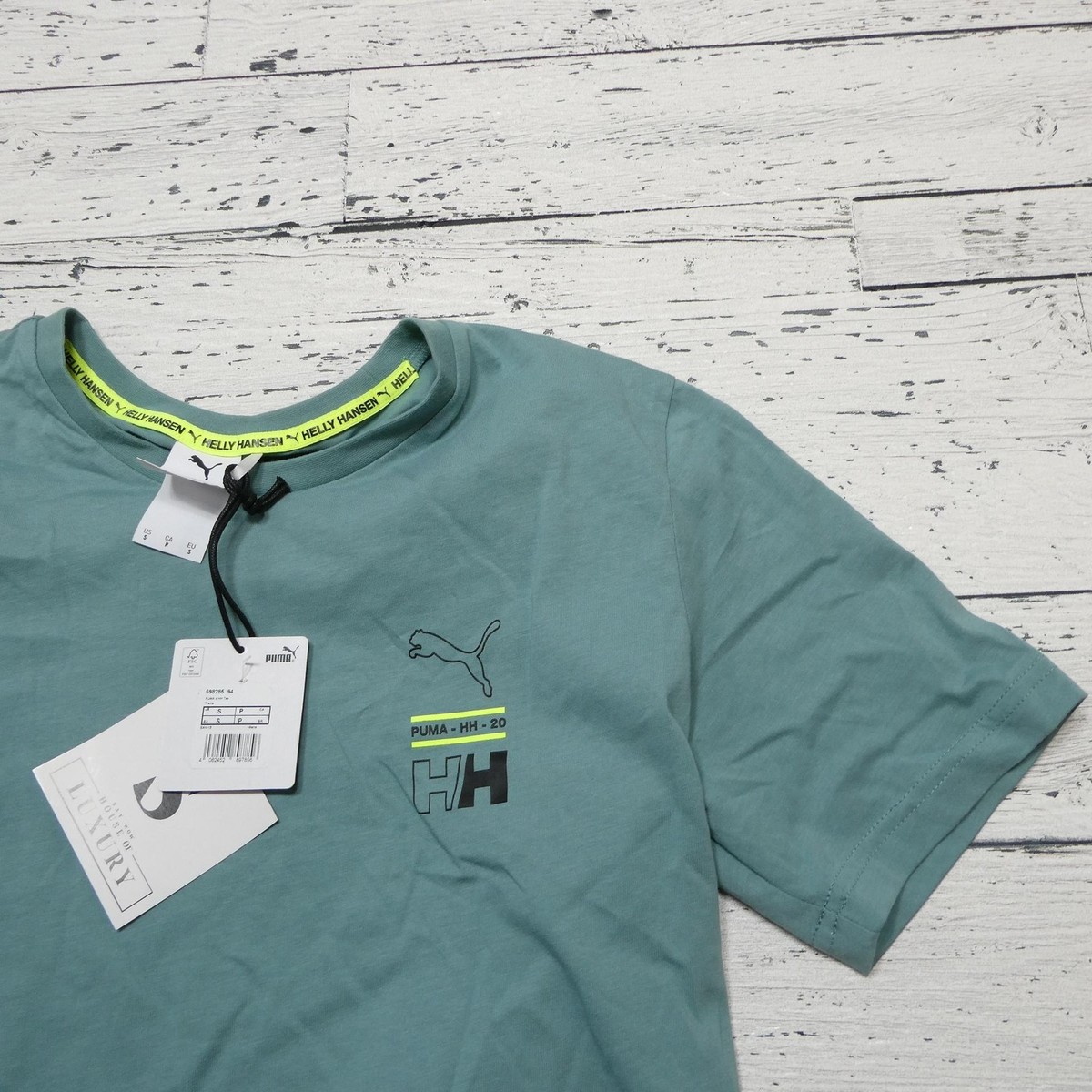 PUMA X Helly Hansen Shirt Mens Small Green Tech Graphic Logo Tee 
