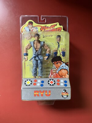 CAPCOM Street Fighter Round 1 - Gray Gi RYU Action Figure (SOTA Toys, 2004)