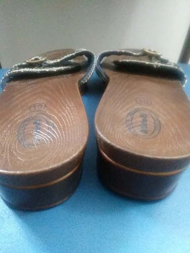 DR SCHOLLS Womens Navy Polka Dot SLIDES / SANDALS W Buckle Sz 10 Faux Wood Sole. - Picture 5 of 8