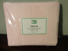 DORM HQ 3 PIECE PINK TWIN XL 200 THREAD COUNT SHEET SET