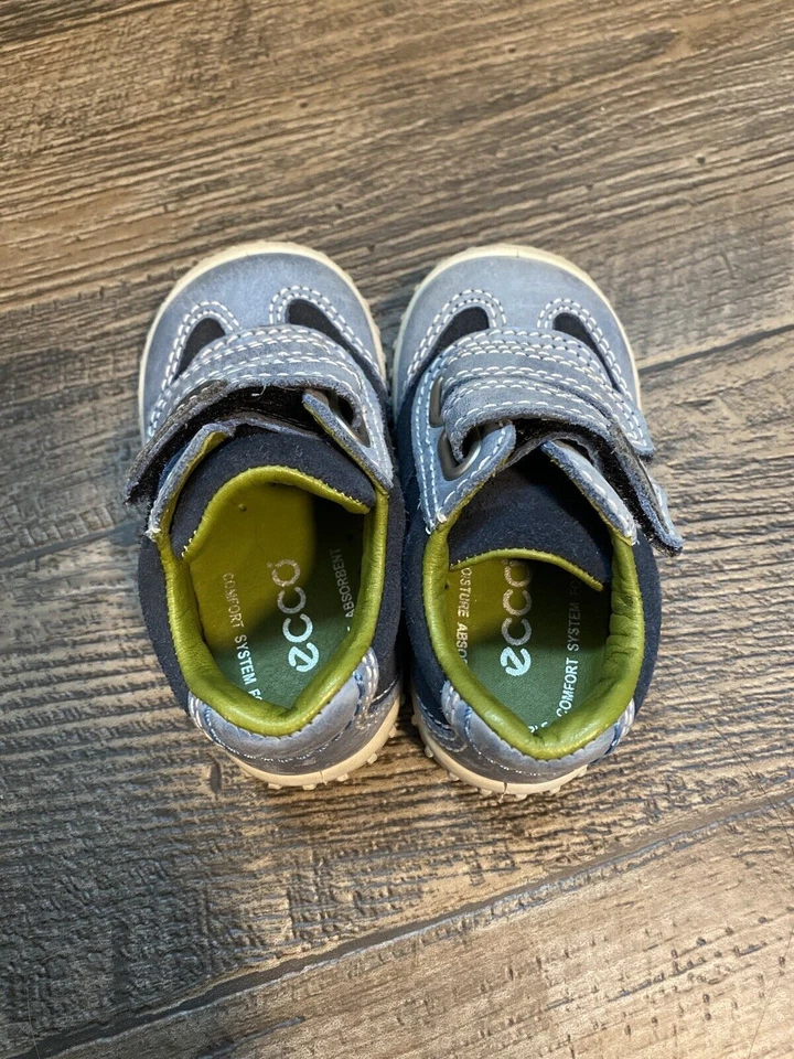 Excelente ZAPATO ECCO MIMIC AZUL TALLA EU 19 US 4-4.5 Informal Niños Foto 3 de 4