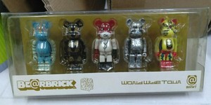 medicom bearbrick 100