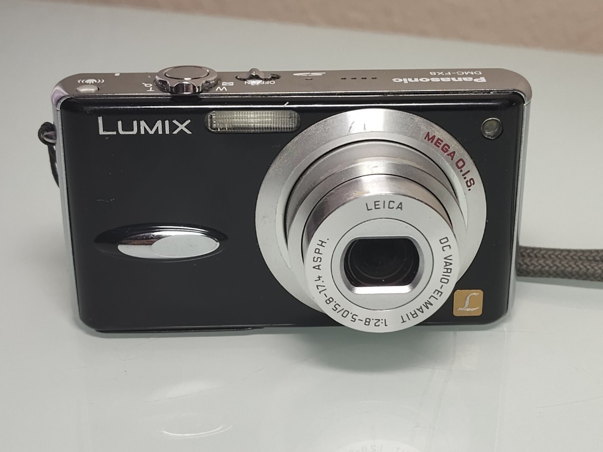 Panasonic LUMIX DMC-FX8 5.0MP Digital Camera Black ***READ