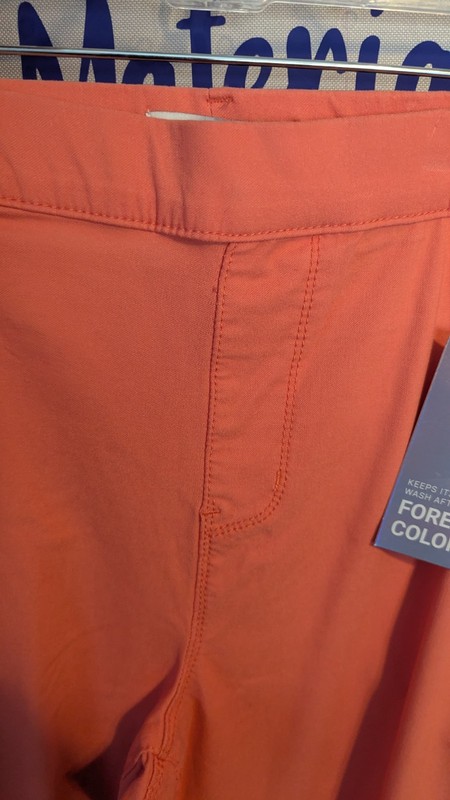 YMI womens capri pants 3x Coral