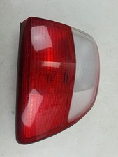 Feu arrière Opel OMEGA