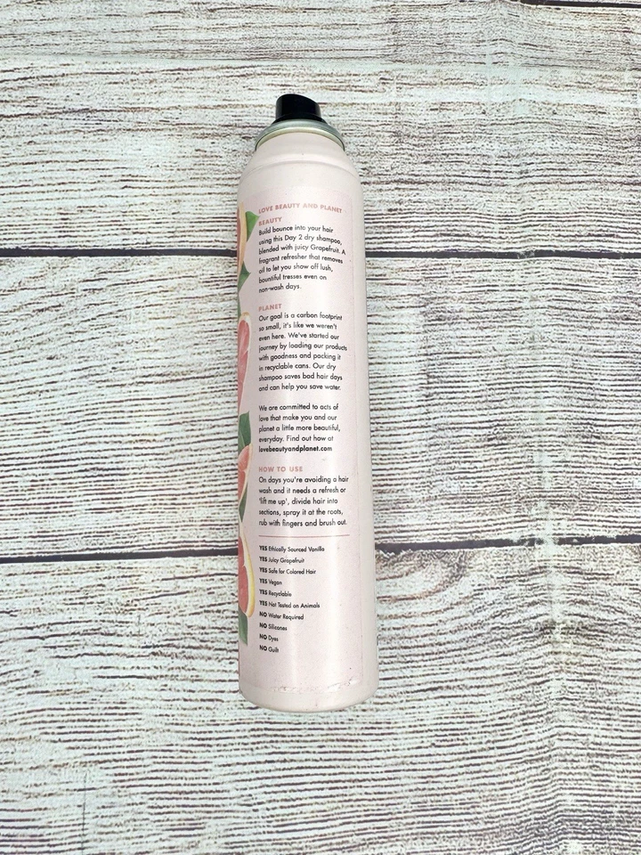 Love Beauty & Plant Juicy грейпфрут объем и красота день 2 сухой шампунь 4,3 унц - Изображение 4 из 4