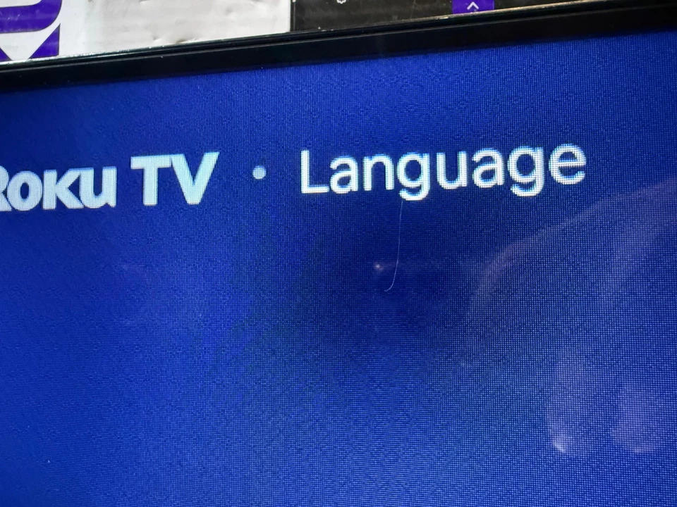 JVC LT-32CR230 ROKU TV 32" SMART HDR10 HD LED TV FREEVIEW (MINOR SCRATCH) - Image 3 of 3