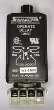 TIME MARK SIGNALINE 330 H 1.0MIN 10 Amp Operate Delay Timer Timing Relay w/ Base