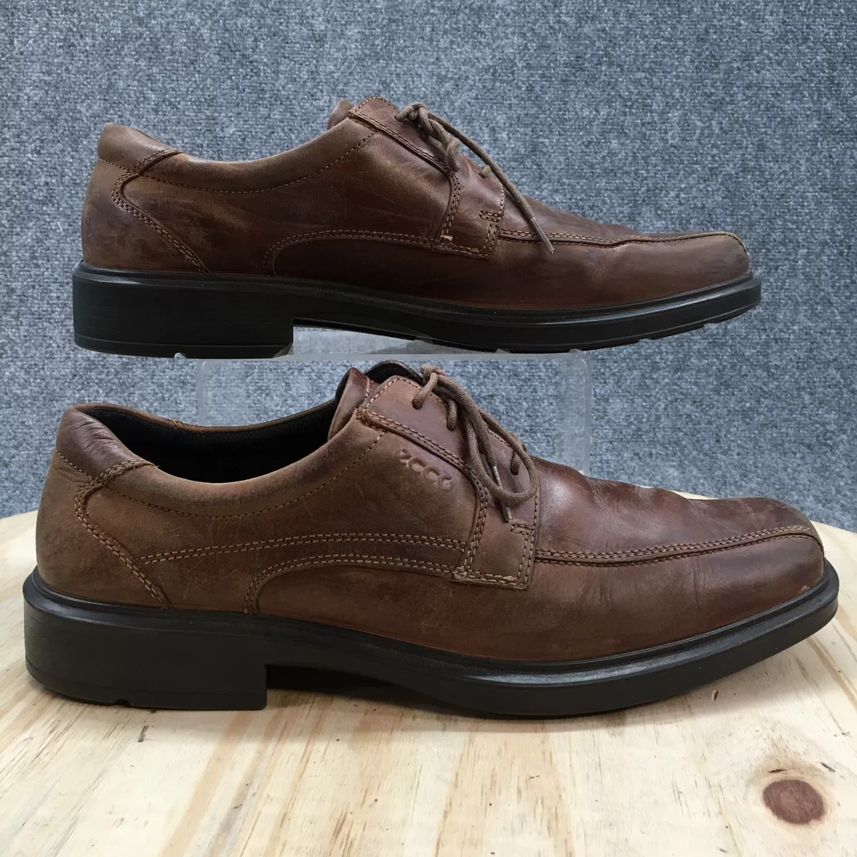 Ecco best sale brown shoes