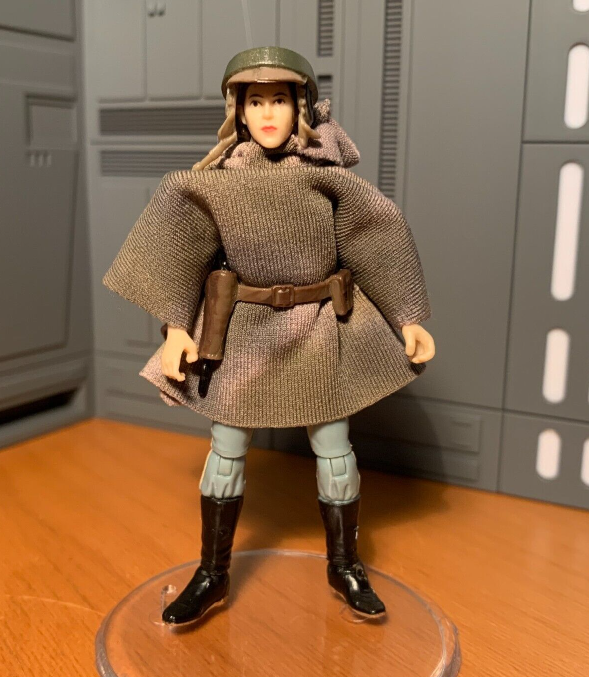 PRINCESS LEIA ORGANA in Combat Poncho 