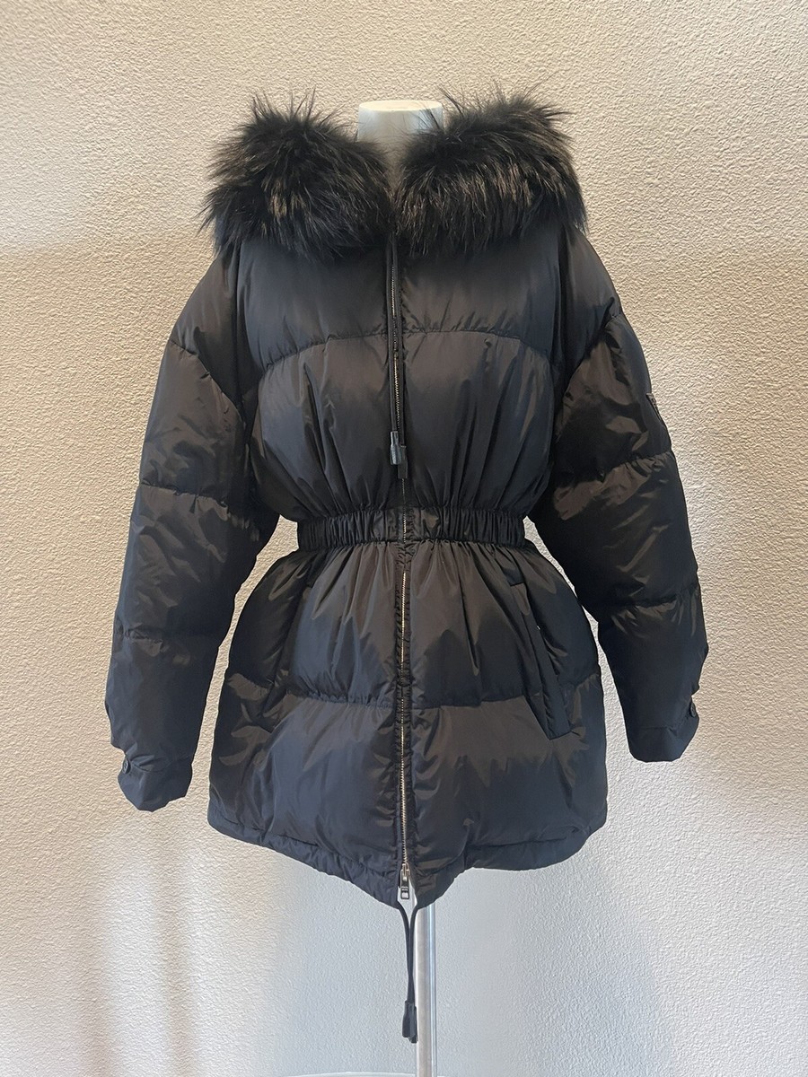 PRADA Black Zip Front Cinched Waist With Fur Collar Quilted PRADA Black Zip Front Cinched Waist With Fur Collar Quilted