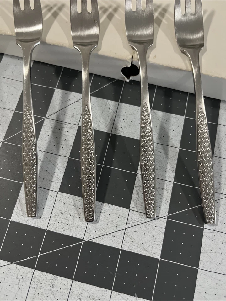 Dansk Variation IV (4) Salad Forks Stainless Finland IHQ No Black Accent - Image 2 of 4